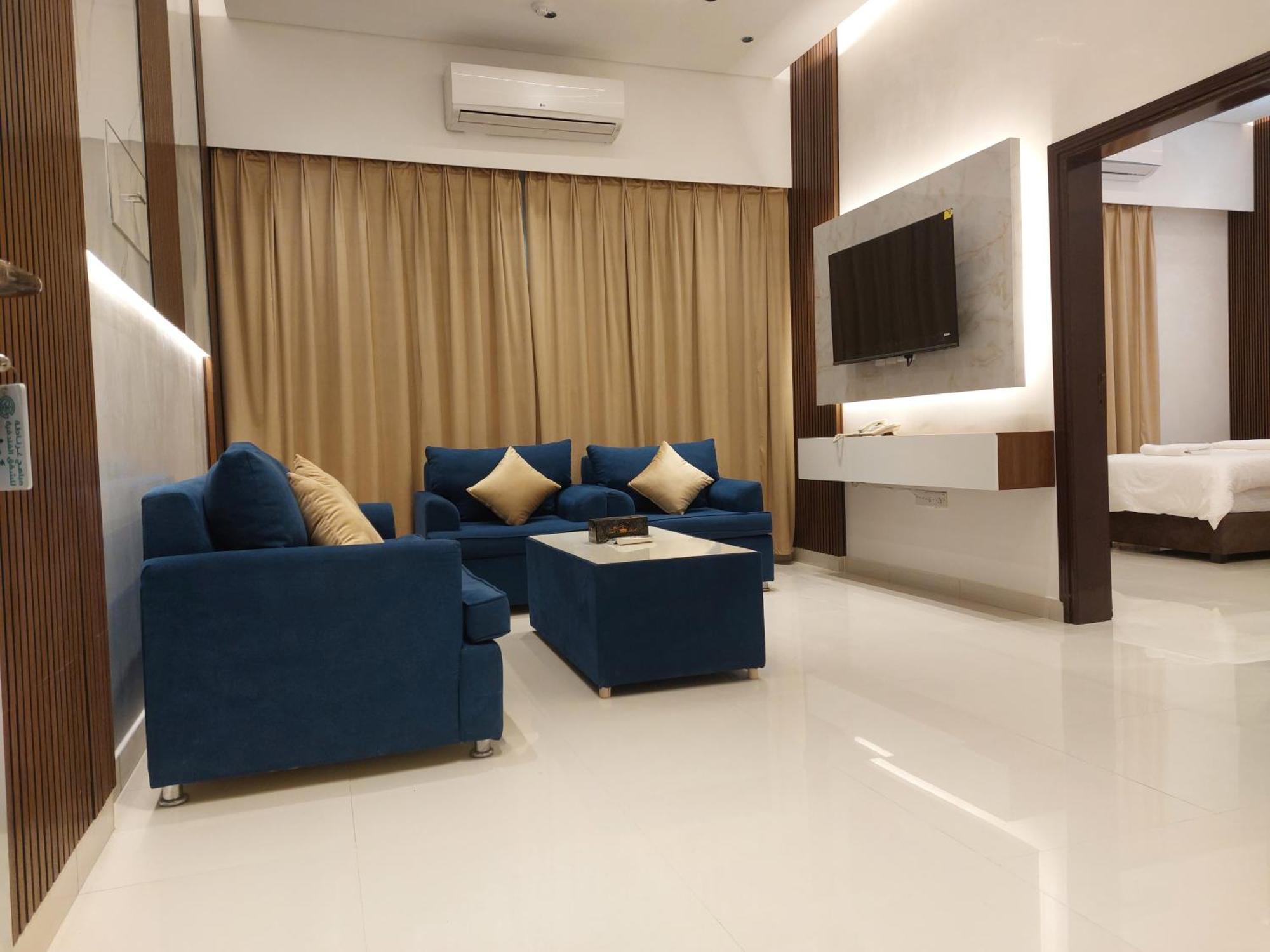 Mabahj Garnatha Hotels Sohar Bagian luar foto
