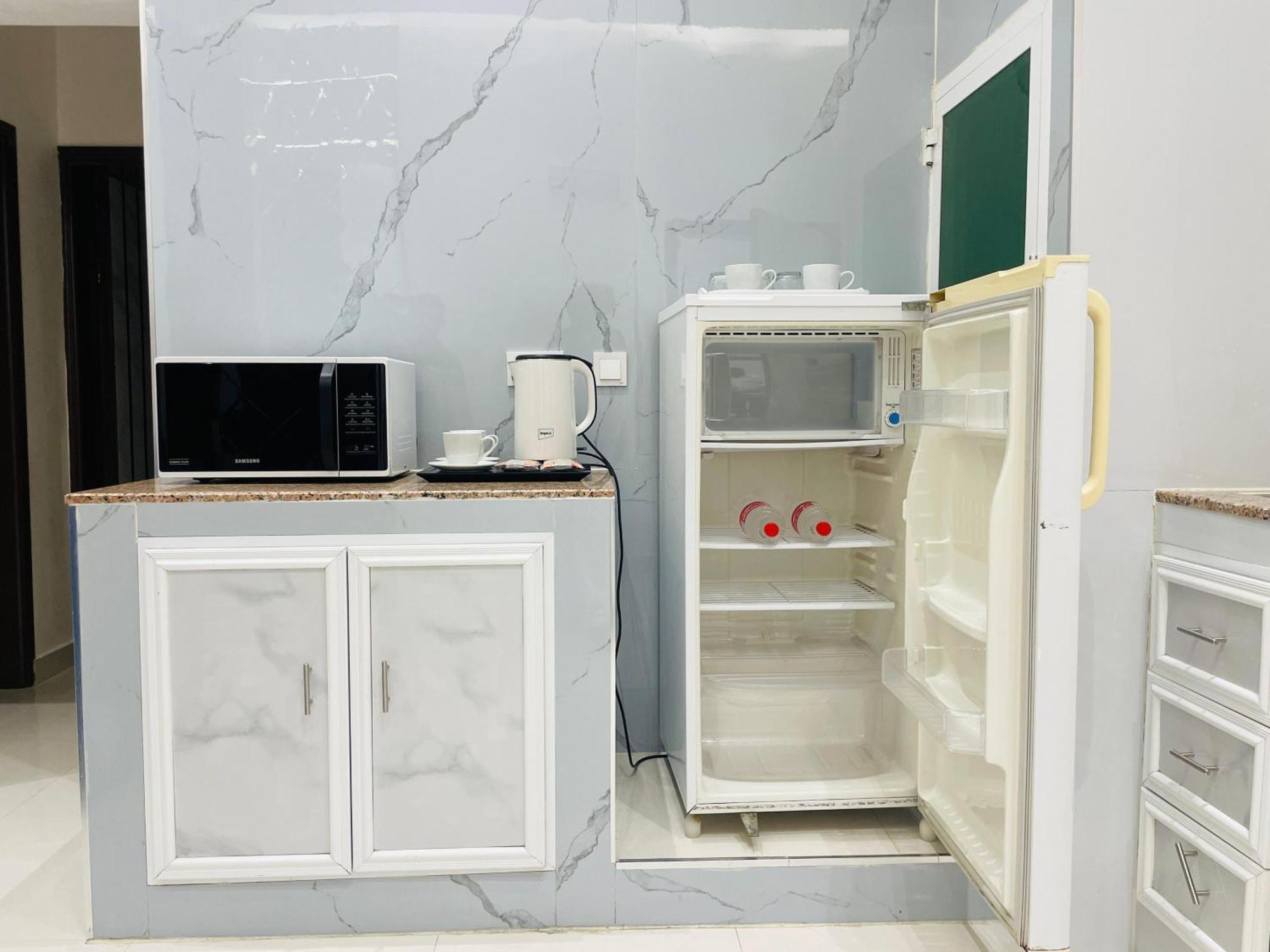 Mabahj Garnatha Hotels Sohar Bagian luar foto